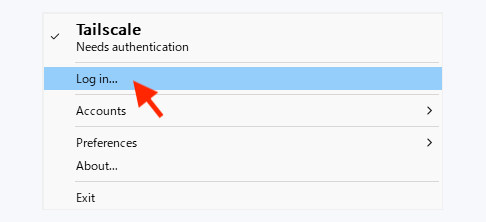 Windows で右クリックして開いたメニュー。上に Tailscale と Needs authentication の表示があり、その下の Log in... が青く選択され、赤い矢印で示されている。